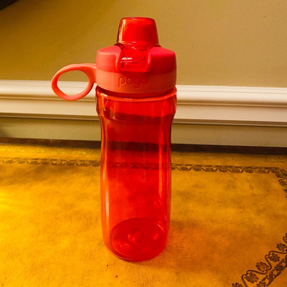 Pogo BPA-Free Tritan Plastic Water Bottle with Chug Lid 18 Oz Pink